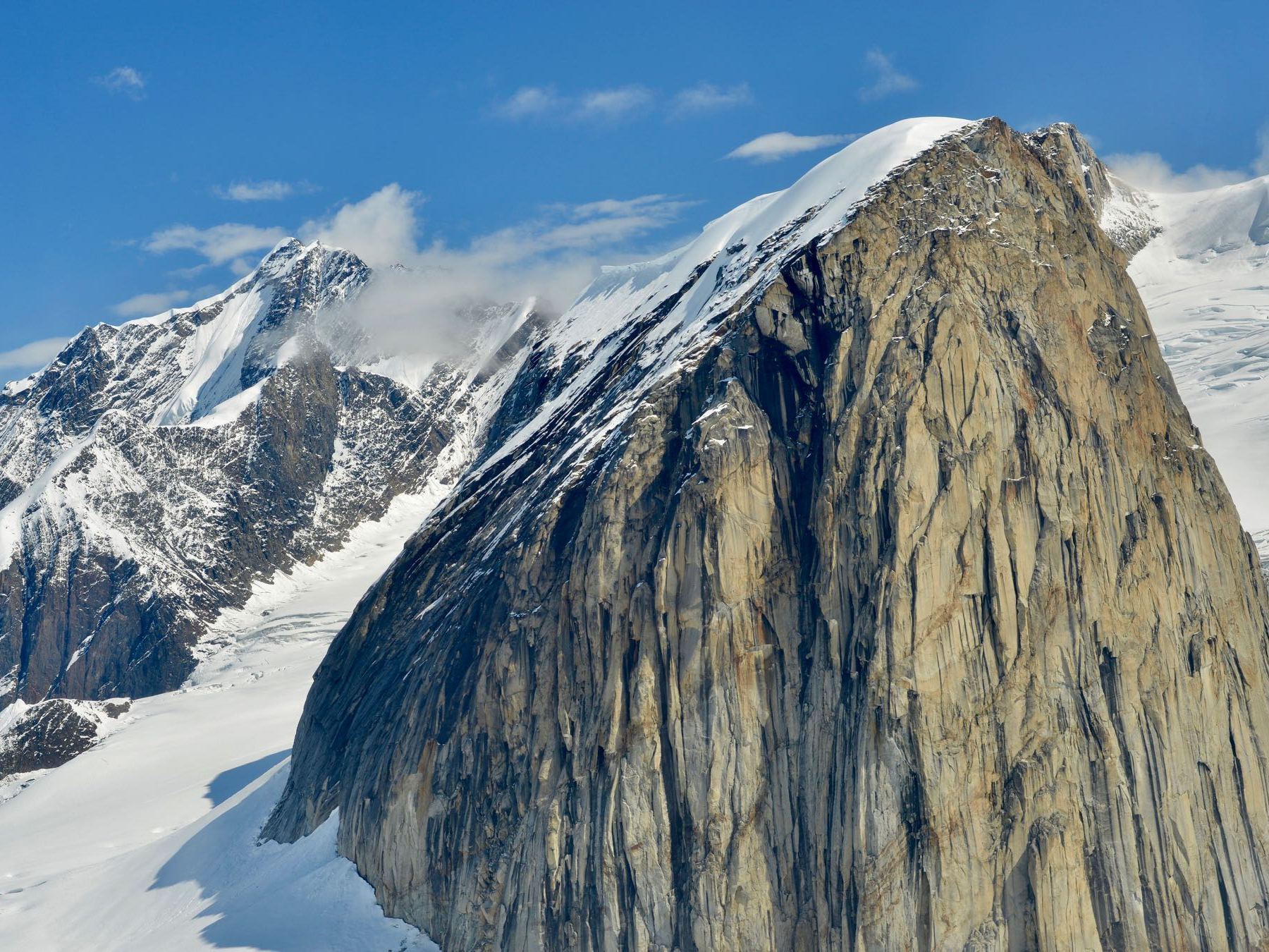 a snow covered mountain